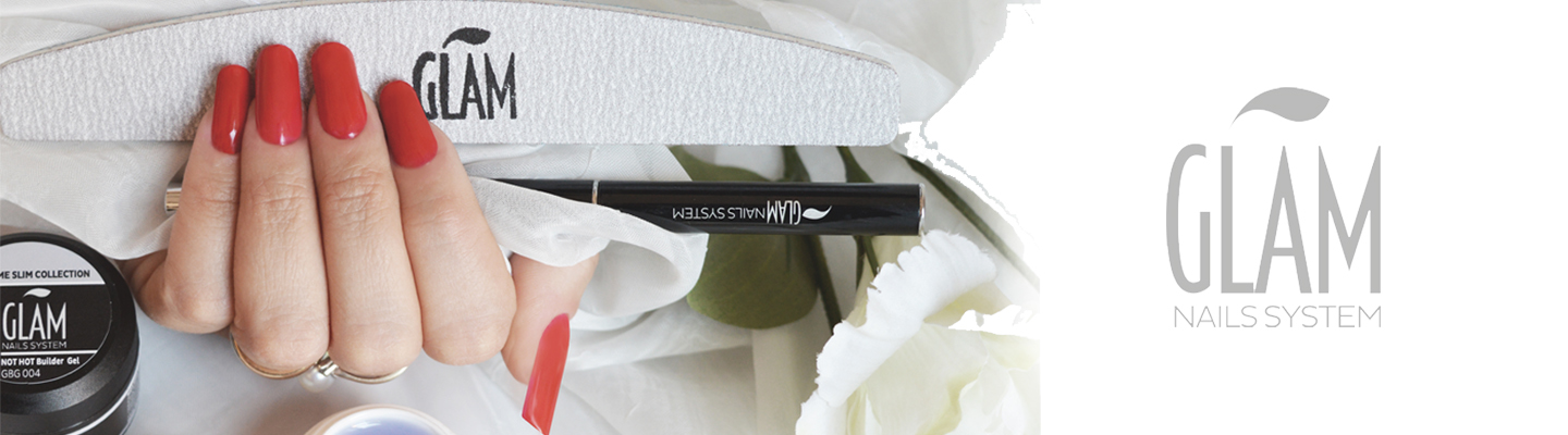 Corsi di Ricostruzione Unghie e di Decoro Unghie a Milano